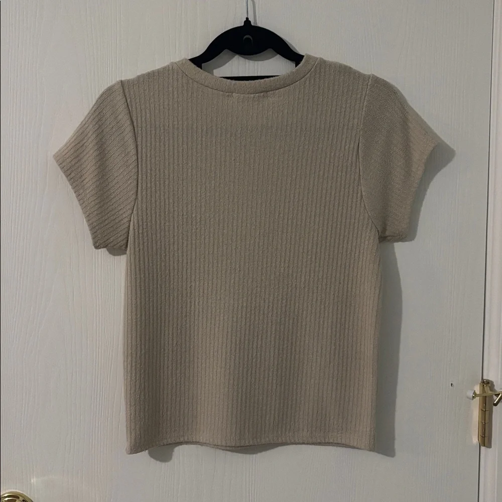 CJLA - Ribbed Short Sleeve Top - Picture 2 of 4